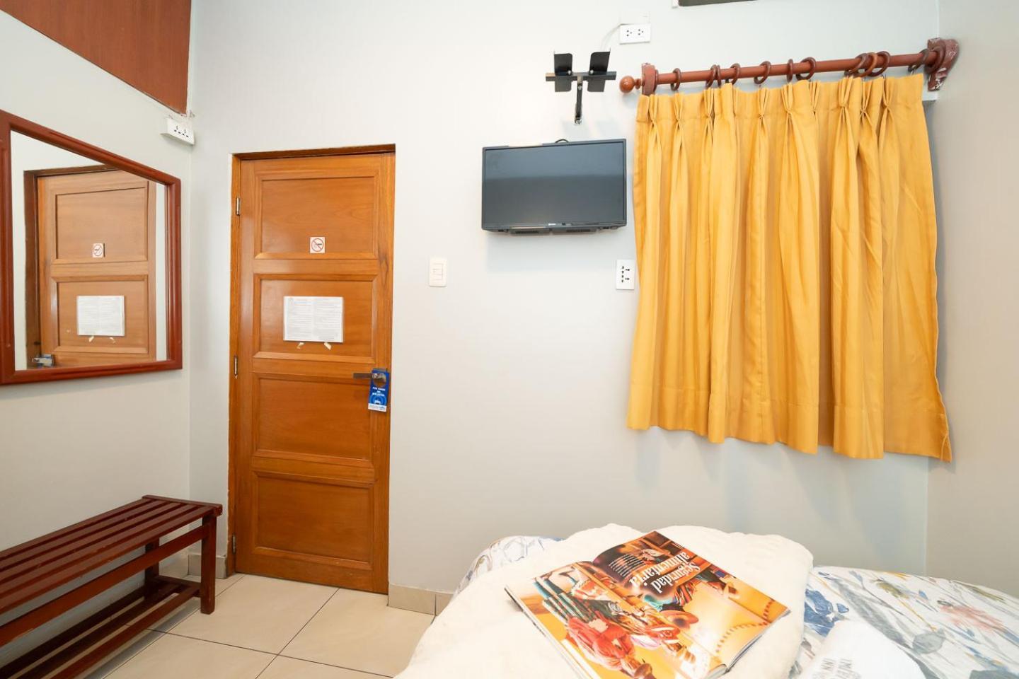 Imperial Inn Hospedaje Turistico Distretto di Distretto di Lima Esterno foto